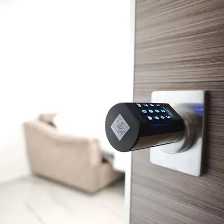 شقة Saturn باري